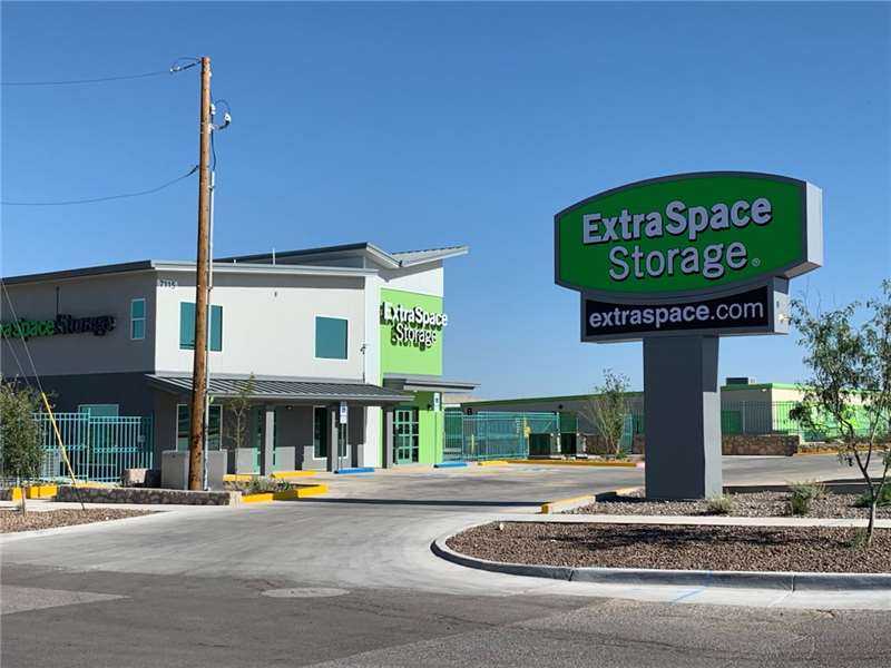 New Mexico Las Cruces Extra Space Storage photo 3