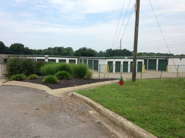 Tennessee Clarksville Airborne Parkway Storage photo 3