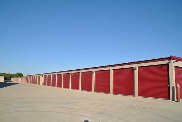 North Dakota Mandan Legacy Storage Solutions photo 3