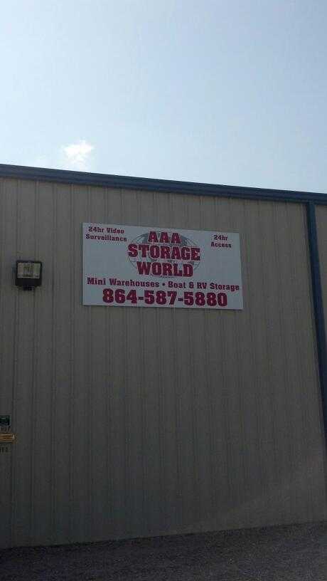 North Carolina Hendersonville Aaa Storage World photo 7