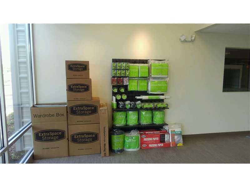 New Jersey Paramus Life Storage photo 5