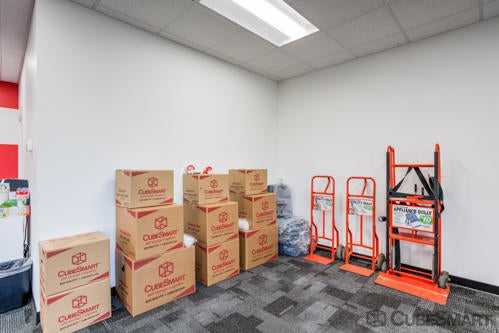 South Carolina Anderson CubeSmart Self Storage photo 3