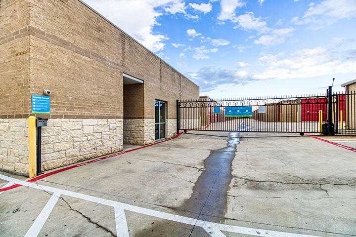 Texas Frisco SmartStop Self Storage photo 3