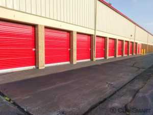 Rhode Island Pawtucket CubeSmart Self Storage photo 7